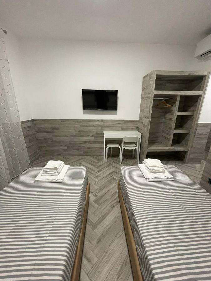 Holiday Rooms Ро Экстерьер фото